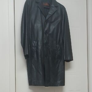 Danier Men's Black 100%  Leather Coat Size M